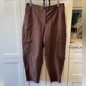 Lululemon Light Utilitech Cargo Pocket High-Rise Pant